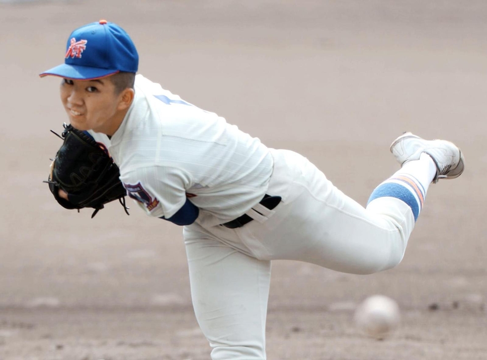 神戸国際大付、彩星工科とのタイブレーク制し決勝へ 左腕秋田が137球の