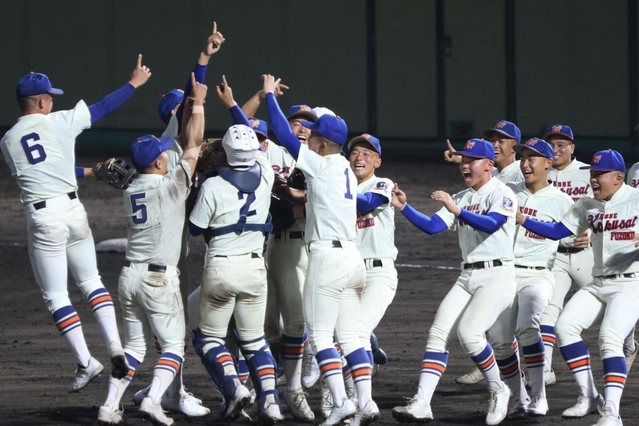 神戸国際大付が5年ぶりV 高校野球秋季兵庫県大会、市尼崎に完封