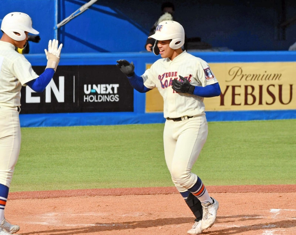 明治神宮野球大会 神戸国際大付、初戦コールド勝ちで4強入り|高校野球