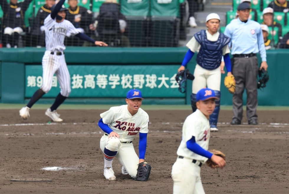 神戸国際大付、延長11回逆転サヨナラ負け 九州国際大付に3-4で初戦敗退