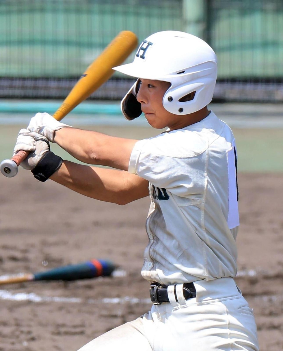 報徳、つなぐ野球で2年連続決勝へ 長打なくても6得点 谷口は1失点完投