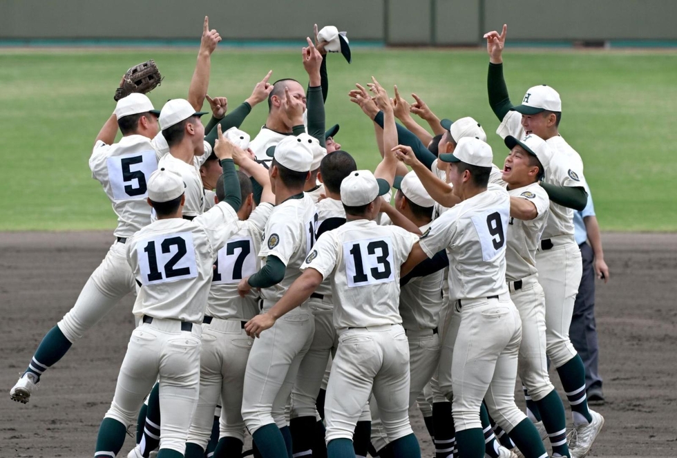 報徳に隙なし、3年ぶり頂点 初回に一挙4点、エース沢田も完投 春季県