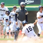 滝川第二、延長タイブレークでサヨナラ勝ち 9回に磯野主将が起死回生の