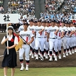 夏の全国高校野球が開幕、兵庫代表の社など49校行進 熊本地震の犠牲者