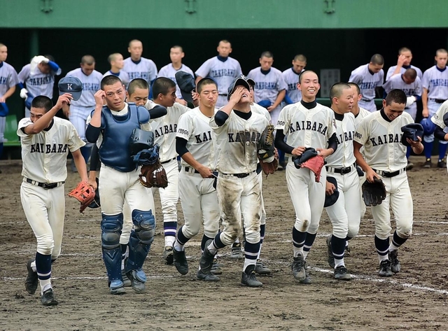 柏原－滝川 4回戦｜写真集｜兵庫の高校野球｜神戸新聞NEXT