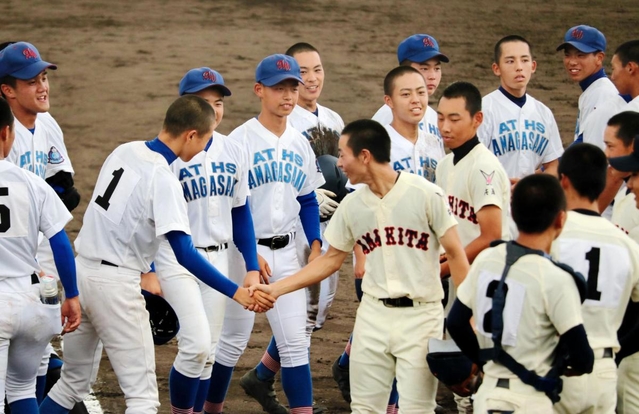 尼崎北-県尼崎工 4回戦｜写真集｜兵庫の高校野球｜神戸新聞NEXT