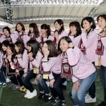 Ｊ１神戸が女性ファン拡大へ向けて立ち上げた「ＫＯＢＥ　Ｖｉ女」のメンバー＝ノエビアスタジアム神戸