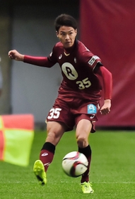 神戸-甲府　クラブ最年少出場を果たした神戸の藤谷（撮影・中西幸大）