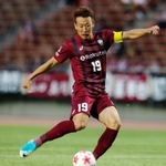 神戸-富山　前半、先制のゴールを決める神戸の渡辺＝ユニバー記念競技場（撮影・斎藤雅志）