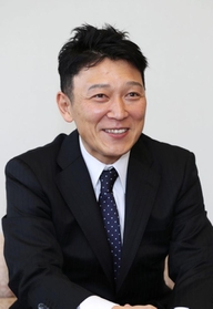 ヴィッセル神戸の社長に就任し、意気込みを話す立花陽三氏＝１日午後、神戸市中央区東川崎町１、神戸新聞社（撮影・大森　武）