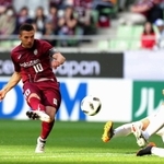 後半６分、２-０と突き放すゴールを決める神戸ＭＦルーカス・ポドルスキ＝ノエビアスタジアム（撮影・大山伸一郎）