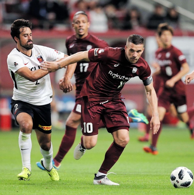 ドイツ代表としてＷ杯３大会を経験したヴィッセル神戸のルーカス・ポドルスキ選手（１０）＝神戸市兵庫区御崎町１、ノエビアスタジアム神戸