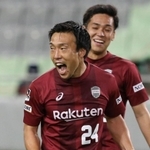 神戸-福岡大　後半、ゴールを決めて喜ぶ神戸・三原＝神戸市兵庫区、ノエビアスタジアム神戸（撮影・辰巳直之）