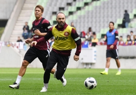 練習に汗を流すイニエスタ＝神戸市兵庫区御崎町１、ノエビアスタジアム神戸（撮影・中西大二）