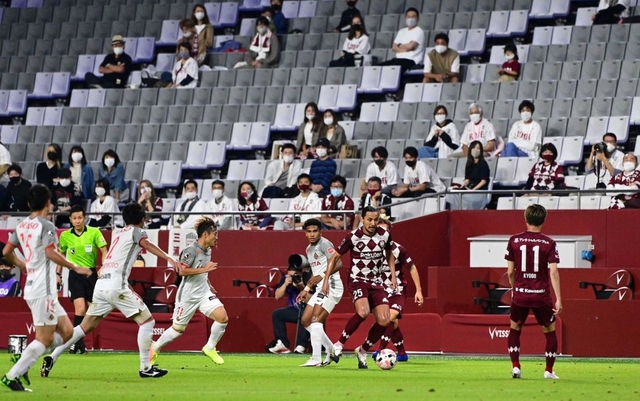 ９月３０日に行われたヴィッセル神戸－名古屋グランパス戦の観客は４８２５人にとどまった＝神戸市兵庫区御崎町１、ノエビアスタジアム神戸