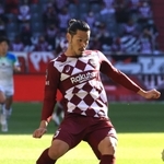 ホーム最終戦で必勝を誓う神戸の山口＝１５日、ノエビアスタジアム神戸