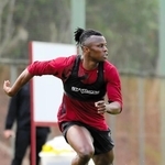 ケニア代表ＦＷマシカが練習合流　ヴィッセル神戸