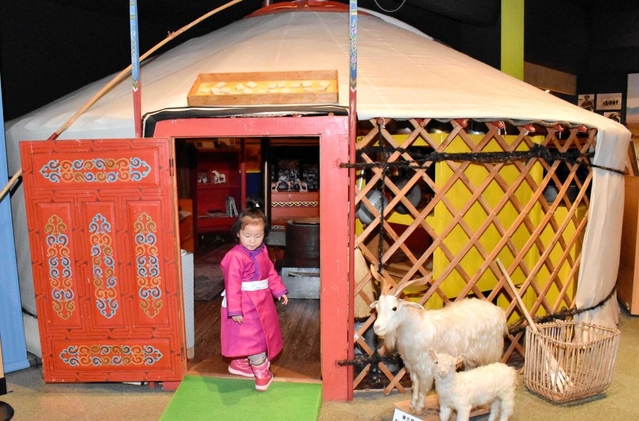 ゲルに入ると遊牧民の生活を体感できる＝日本・モンゴル民族博物館