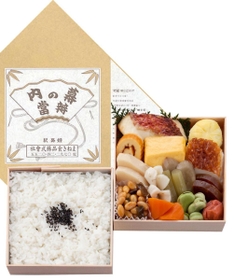 現在のまねき食品が白飯と１３種類のおかずを詰めて１８８９年に発売した日本初とされる幕の内駅弁