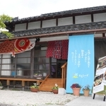 カフェ「そらしーど」の外観＝朝来市生野町