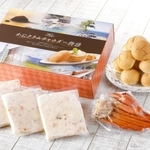 ネット販売が始まった「香住かにクラムチャウダー」のスタンダードセット。パンはミニサイズ（夕香楼しょう和提供）