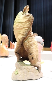 公募展木彫フォークアートおおや」大衆賞に仲間智登志さんの作品