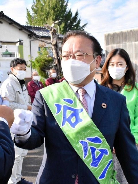 谷公一氏