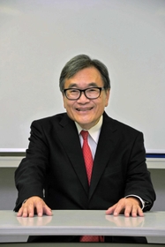 梶原康弘氏