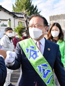 谷公一氏
