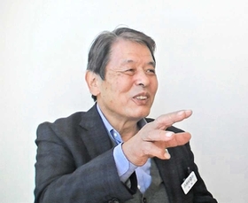 フレッシュあさごの池野雅視駅長