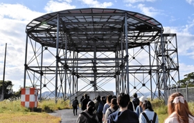 無線施設ボル・デメ＝但馬空港