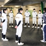 ミーティングも校内の地下駐車場で＝八鹿青渓中