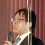講演する西村光広・神戸大大学院医学研究科助教＝但馬文教府