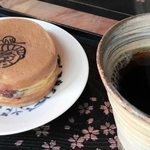 「おばあの根性焼き」＝新温泉町湯