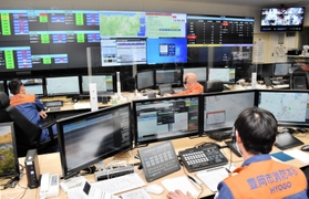 新たな機器が導入された高機能消防指令センター＝豊岡市消防本部