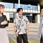 沖縄出身の（左から）島袋凜さん、大嵩洸輝さん、島袋あおいさん＝芸術文化観光専門職大学