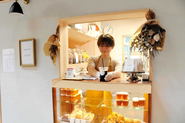 「カミノコーヒー」店主の神野利江さん