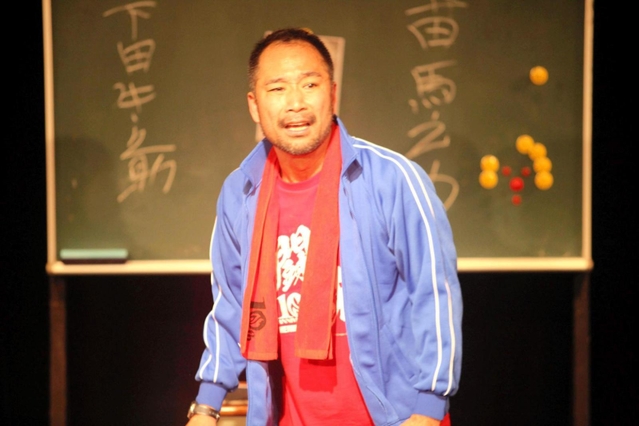 坂口修一リーディング公演「お父さんのバックドロップ」（Ｍ-ＰＡＤ２０１４・津あけぼの座スクエア（西岡真一さん撮影））