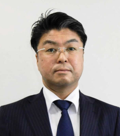 門間雄司氏