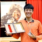植村直己冒険賞を受賞した野村良太さん＝豊岡市日高町祢布