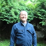 熱田集落のツアーを企画している上田畜産の上田伸也さん