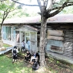 旧小南小学校熱田分校＝香美町小代区新屋