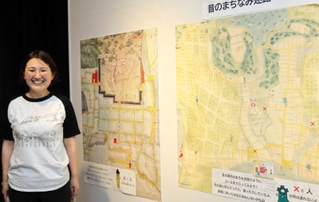 博物館のスタッフが作った古地図迷路もある＝豊岡市日高町袮布