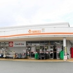 １１月５日に閉店する「にしがき元町店」＝豊岡市元町