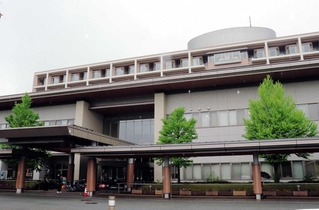 公立豊岡病院＝豊岡市