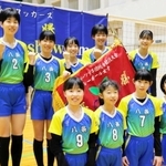 初の全国大会に挑む八条アタッカーズのメンバー＝豊岡市九日市下町