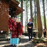夏山シーズンの安全を願う神事＝大山祇神社