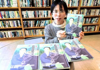 漫画「前田周助物語」を手がけた岡紀子さん＝香美町村岡区村岡