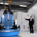 小代の水資源を活用する小長辿小水力発電所＝香美町小代区久須部