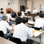 北但大震災の震源地改定を巡り、豊岡市が開いた住民との意見交換会＝城崎振興局